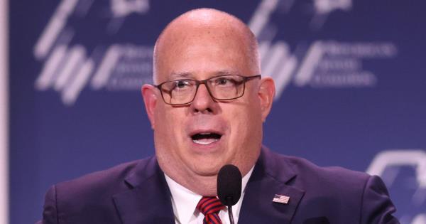 “尴尬”：前共和党州长抨击候选人支持特朗普